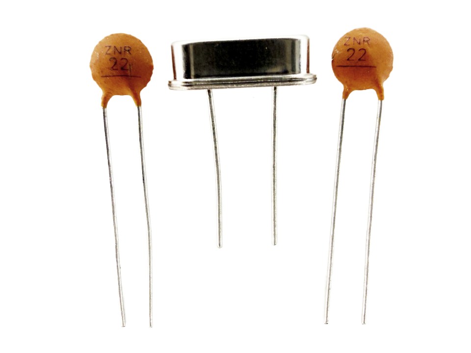 16 MHz Crystal with 22pF Capacitors - Image 2